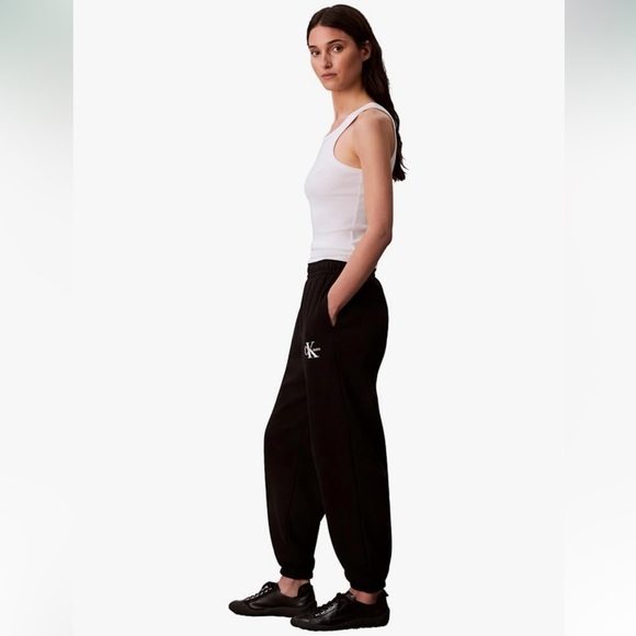 Calvin Klein Joggers Women’s Monogram Logo - Picture 4 of 11